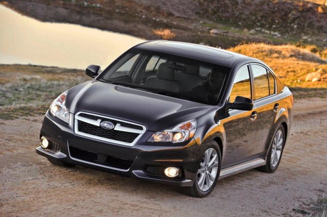 Subaru 2013 Legacy (1).jpg